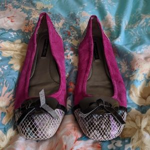 Bandolino suede cap toe ballet flats